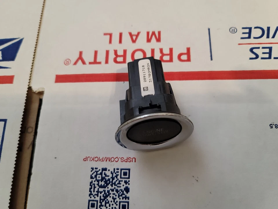 Cadillac SRX 2010-2016 botón de parada de arranque del motor interruptor botón de encendido OEM 7L5 Foto 2 de 4