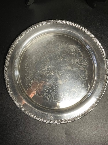 Mid 20th Century, Oneida Silverplate, 10" Round, Etched, Large Serving Platter - Picture 2 of 3