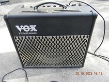 Vox AD30VT Valvetronix 2 Channel Modeling Amp  VSF2 Footpedal, Works Great