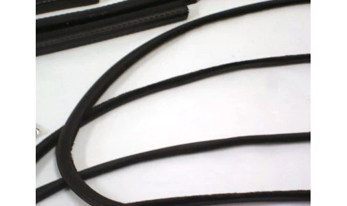 Ford Standard Tudor 1937 1938 sedán cuarto trasero ventana canal canales kit Foto 3 de 4