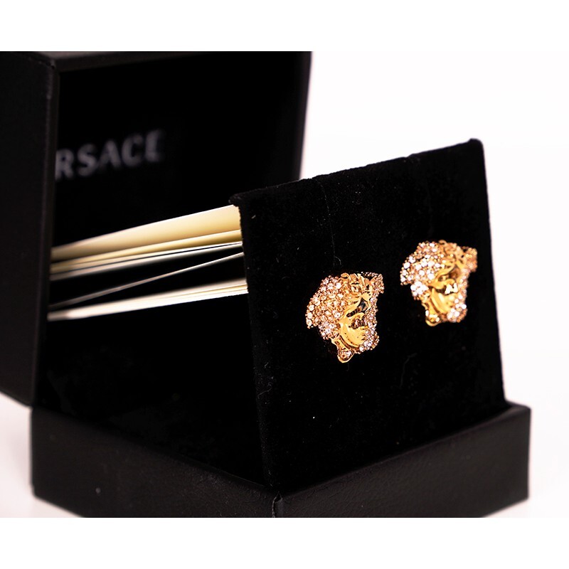 【関税＆送料込み】Versace Medusa Plaque Earrings s-l1200.jpg