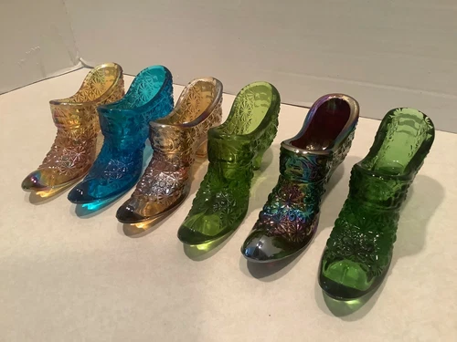 Fenton slipper figurines (6) Daisy & Button 6"