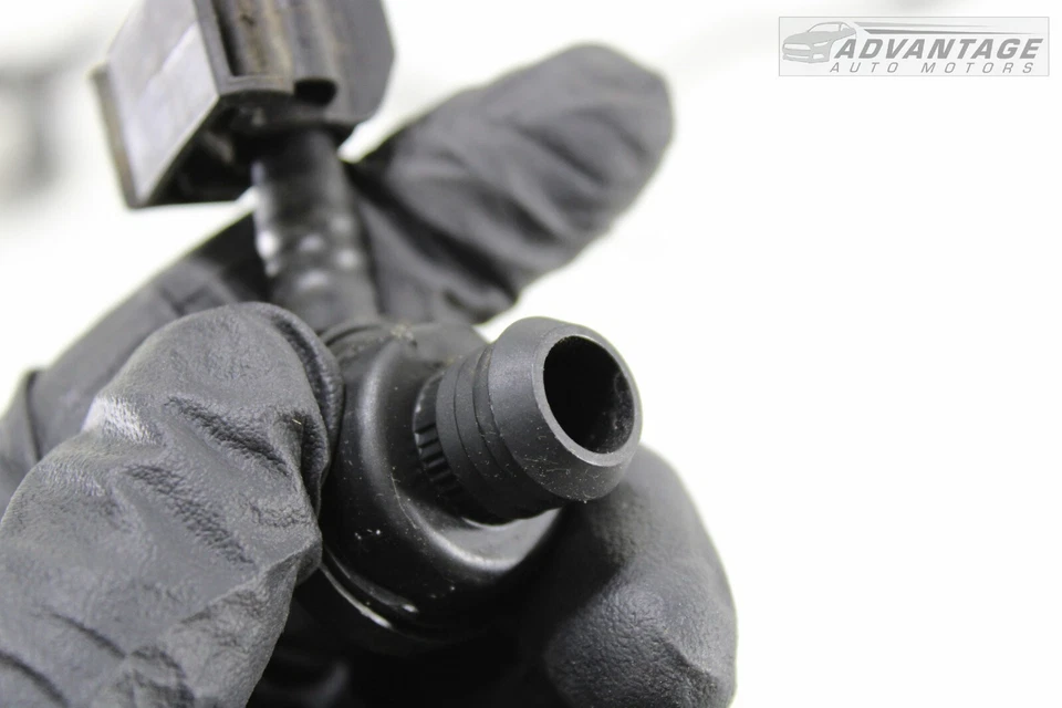 BMW 750LI F02 2013-2015 tracción trasera 4,4 L V8 refuerzo de freno tubo de vacío manguera tubo OEM Foto 4 de 4