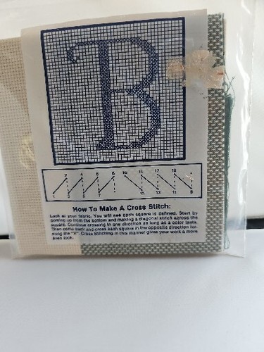 2 Flamingo Mills Scotch Plaid Decorative Cross Stitch Fabrics 14 Ct 15x15 - Picture 5 of 5
