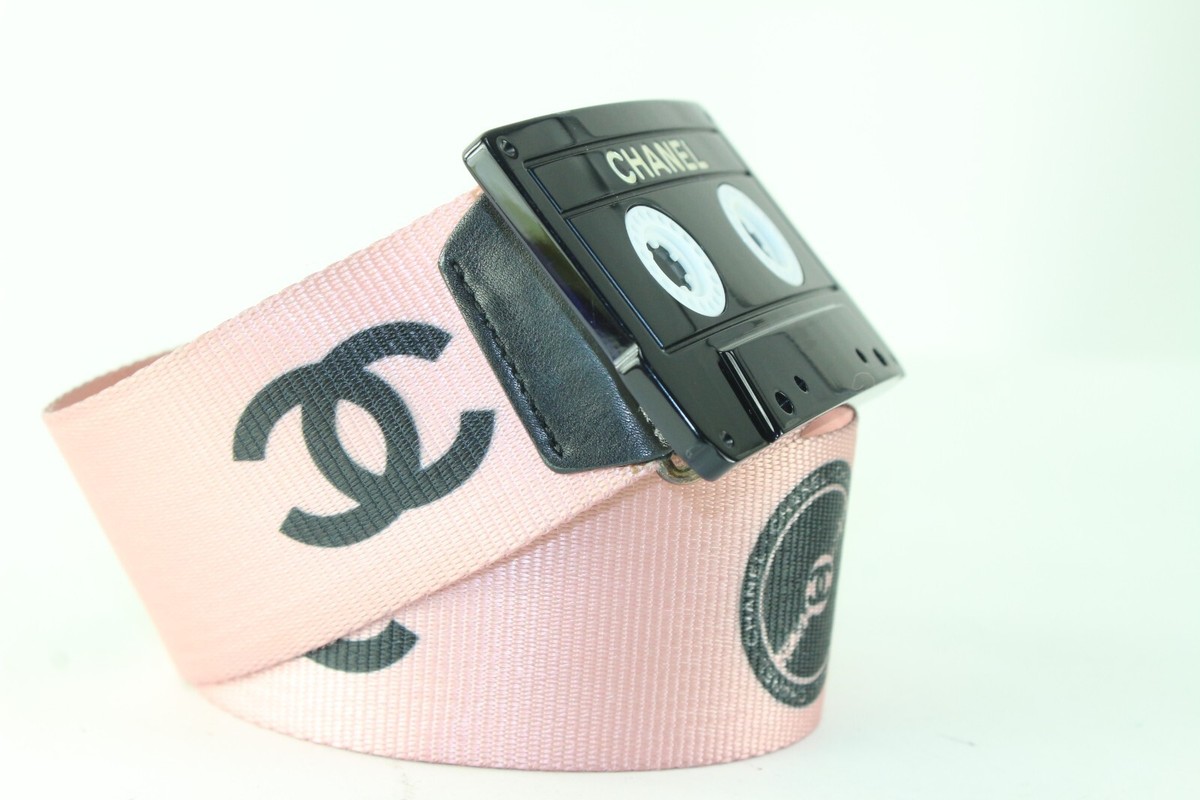 CHANEL/シャネル 2004 カセット テープ ピンク ベルト f_073 CHANEL/シャネル 2004 カセット テープ ピンク ベルト f_073