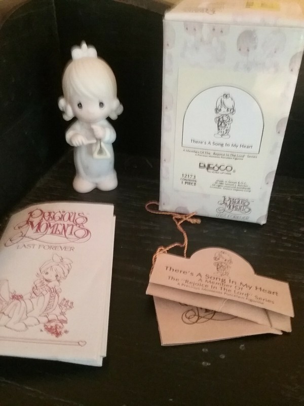 Precious Moments Figurine.  "There's A Song In My Heart"  12173. Box & Paperwork