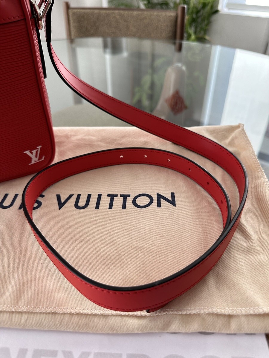 Louis Vuitton x Supreme Epi Danube Red Crossbody Shoulder Louis Vuitton x Supreme Epi Danube Red Crossbody Shoulder
