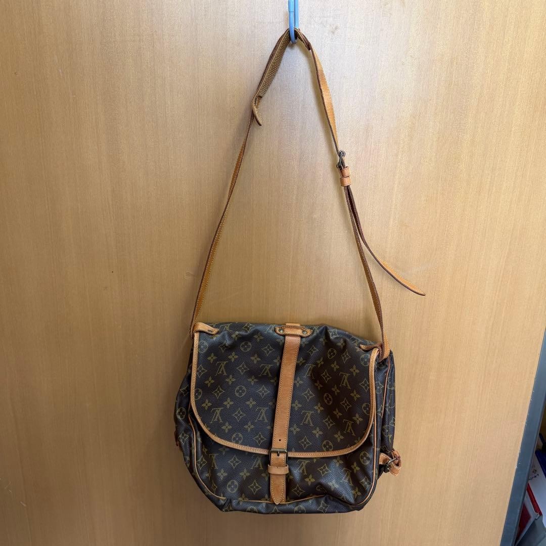 Louis Vuitton Monogram Somme 30 Shoulder Bag Used From Japan View 2