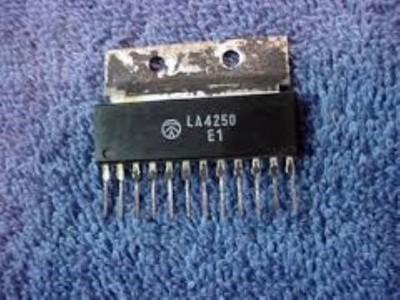   LA4250 ZIP12 6W - 8W TYP   USA ship &ex