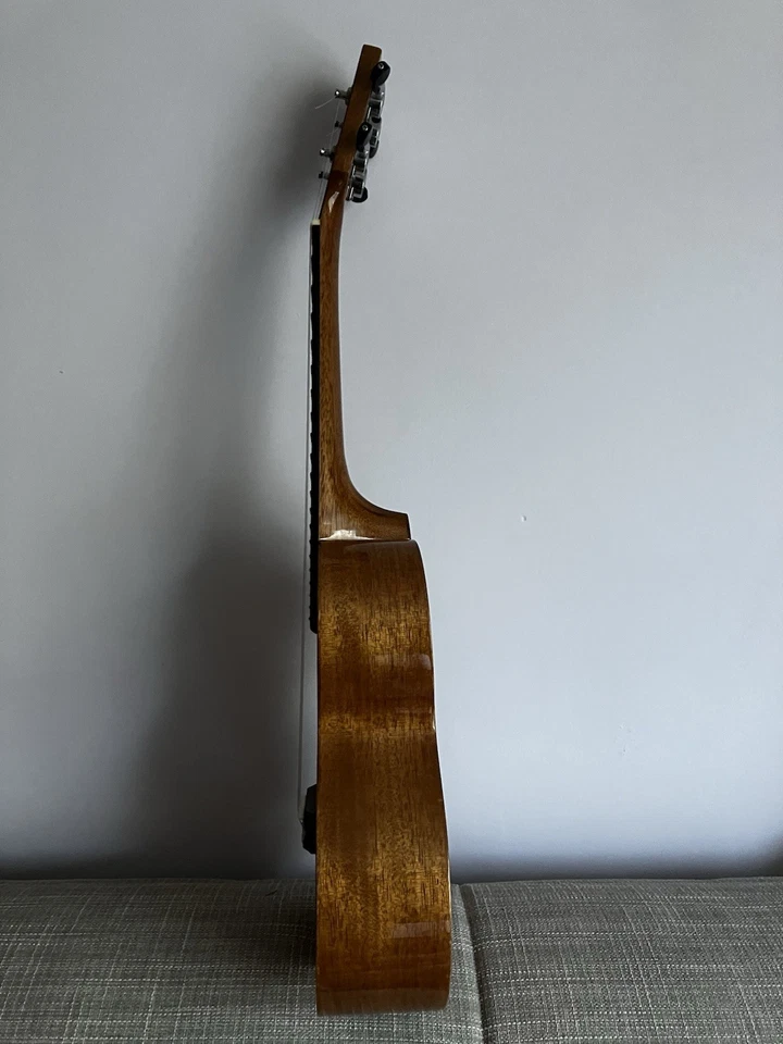 Pono Solid Mahogany Concert Ukulele - Image 3 of 4