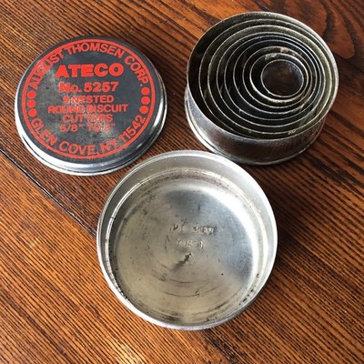 VTG. August Thomsen Corp. ATECO 9 Nested Round Biscuit Cutters 5/8''- 3'' No. 5257