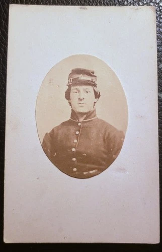 Civil War Federal Soldier CDV Photograph