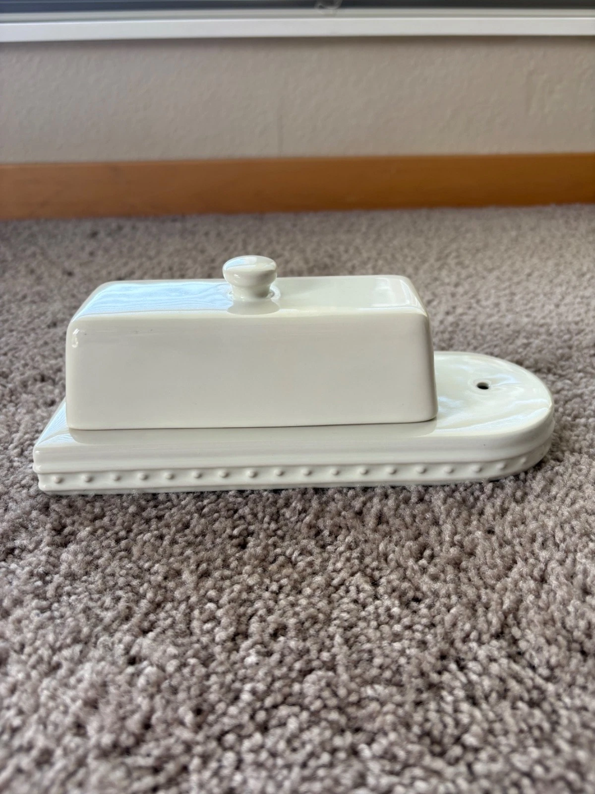 MINT Nora Fleming Retired Covered Butter Dish Pearl Dot