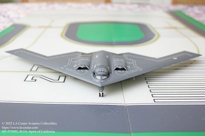 Herpa Wings USAF Northrop B-2A Spirit Bomber Spirit of CA Diecast Model in 1:200