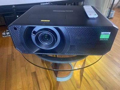 Digital Projection Projector E-Vision 4000 4K-UHD 3300 Lumen, NEW OTHER