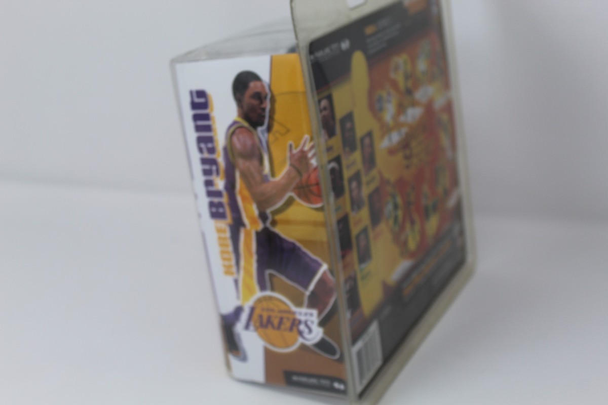 McFarlane NBA 3 KOBE BRYANT Yellow Jersey Variant #8 Los Angeles
