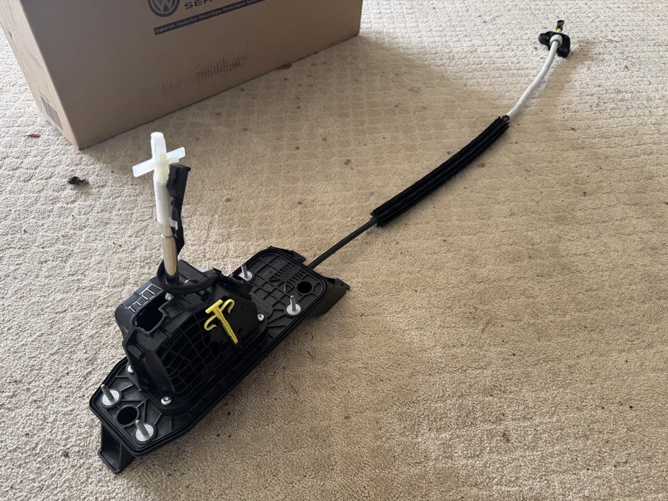 Conjunto de câmbio de marchas Volkswagen - (5K1-713-025-CN) - NOVO EM FOLHA - Imagem 2 de 4