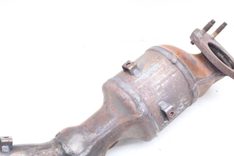 2014-2017 Nissan Rogue 2.5L Exhaust Manifold 140E2-3TA0A OEM - Image 3 of 4