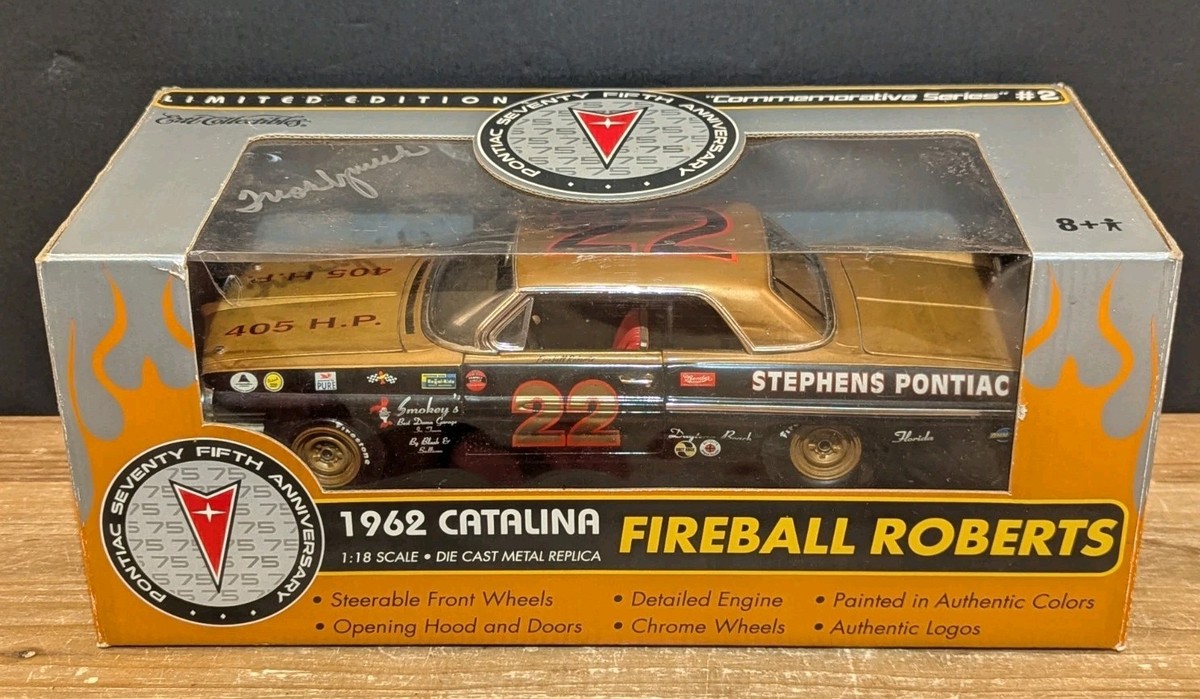 ERTL 1962 Pontiac Catalina Fireball Roberts #22 Signed Trish