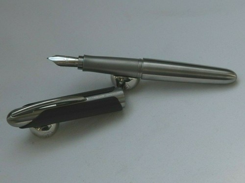 STYLO PLUME DE PRESTIGE PORSCHE DESIGN POUR FABER-CASTELL P3150 W30 - Picture 6 of 12