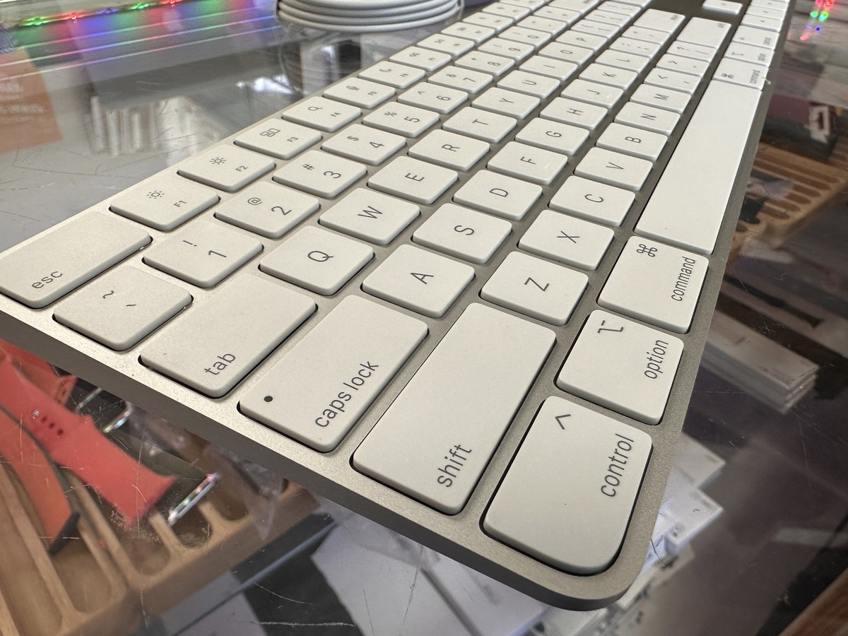 s-l1200.jpg s-l1200.jpg