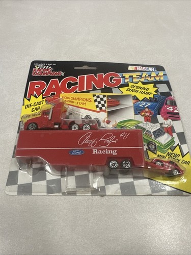 Racing Champions NASCAR Geoff Bodine #11 Ford Diecast Trailer Mini Stock Car - Picture 2 of 4