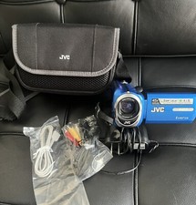 JVC GZ-MG750AU Everio Hard Drive Video Camera Camcorder W Bag And Accessories
