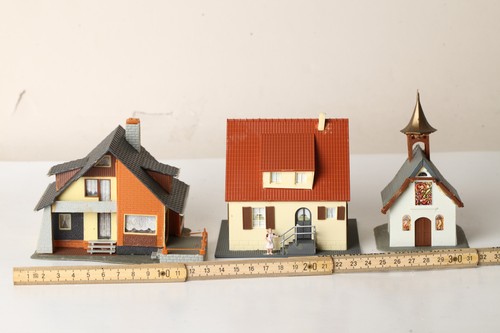 Faller Kibri Piko H0 2 Colonos - Casas Unifamiliares y Capilla (289979) #89# | Zustand: Gebraucht