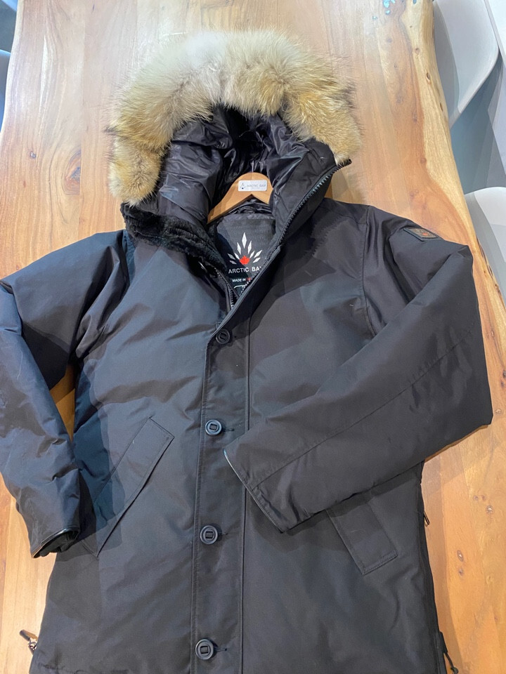 Arctic Bay Toronto Goose Down parka coyoye beaver fur made Canada