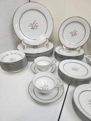 Noritake Crest 5421 China   Choose Your Piece   Pink Floral Platinum Trim