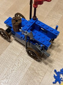LEGO Castle: Wolfpack: cas252 Wolfpack Renegades 6038 and Dragon Master cas219
