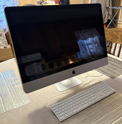 Apple iMac 27'' A1312 with Box and keyboard. Intel i7 And 16GB of RAM.