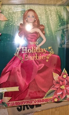 Mattel Signature Holiday Barbie 2022 Sammelpuppe Odile Face - Bild 1 von 3