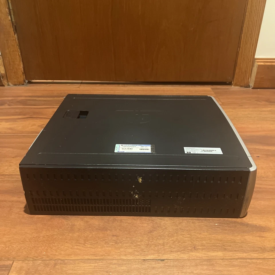 HP Compaq D330 SFF Desktop With Windows XP Professional - Image 2 of 4