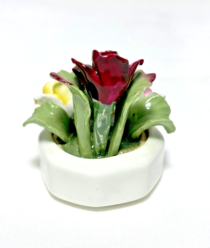 Vintage Small Aynsley Hand Modelled/Painted FlowerVase Fine Bone China 2 inches - Picture 7 of 11