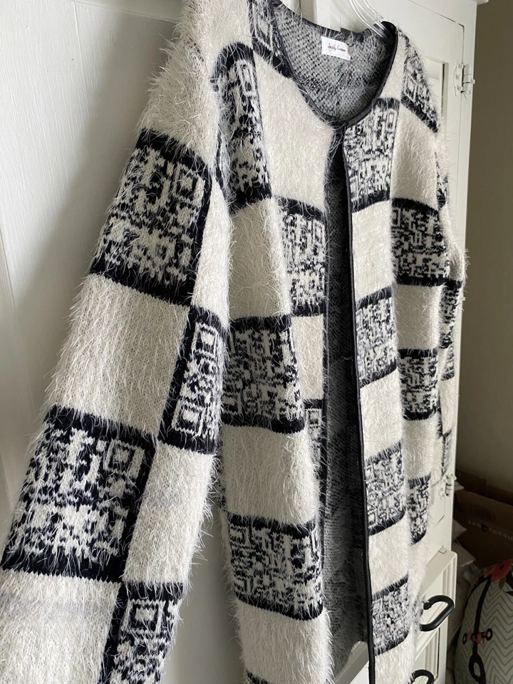 Cárdigan largo Simply Couture, mujer GRANDE, blanco/negro, suave, botones de cierre Foto 4 de 4