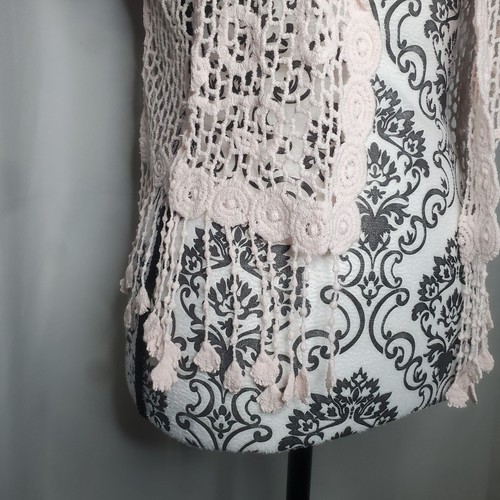 Wmns Sm Jnrs XXL Pastel Baby Pink Open Knitted Heart Bolero Shrug With Fringe - Picture 9 of 12