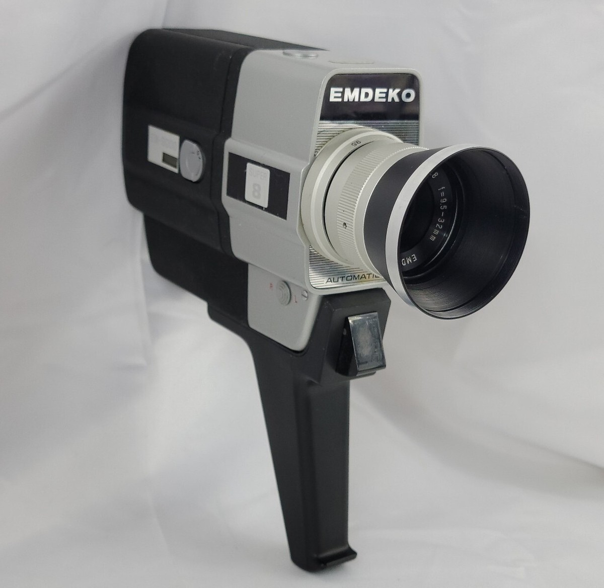 Vintage EMDEKO Super 8 Movie Camera Model EM 8000 (AS IS UNTESTED