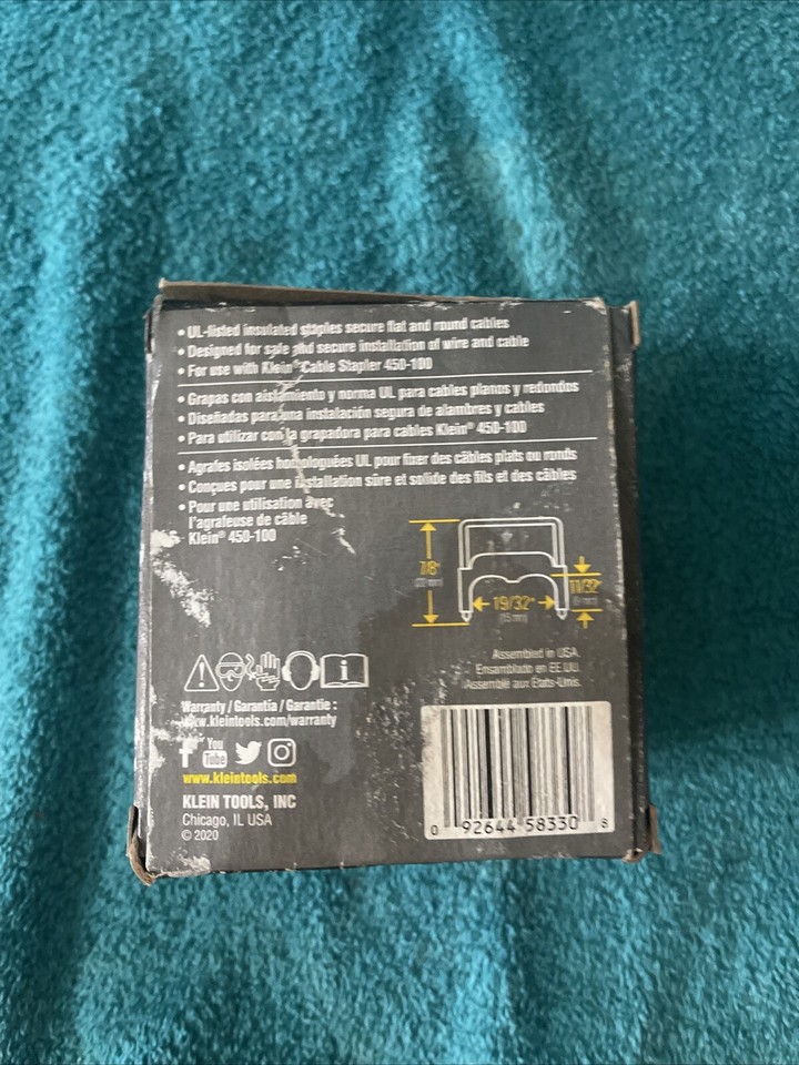 Klein Tool 450003 Insulated Cable Staples 11/32Inch x 19/32Inch 300