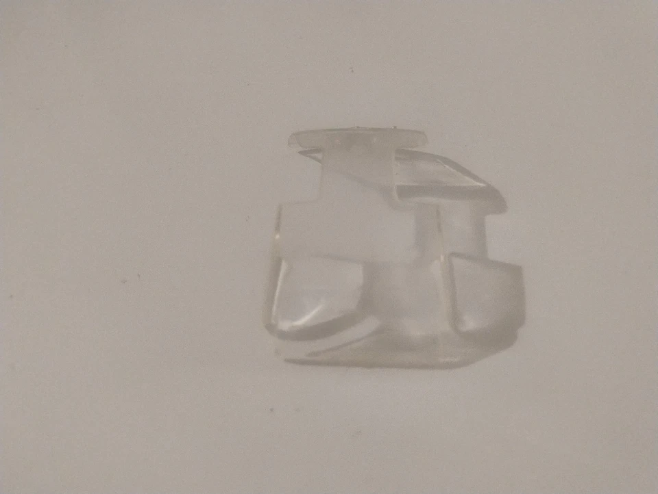 Vetro Fiat 126 Polistil 1/25 S17 Ottimo stato con tergicristalli - Immagine 2 di 4