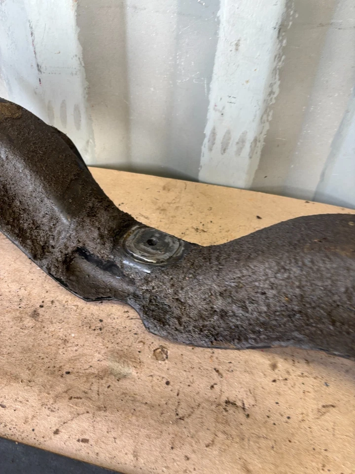 1981 1987 年 1991 年雪佛兰 GMC C20 C30 2WD C3500 1 吨传输 CROSSMEMBER OE — 第 4/4 张图片