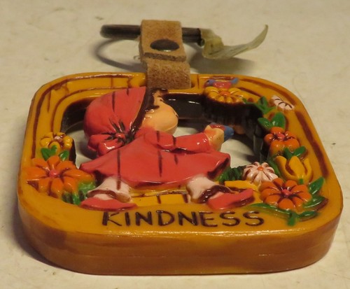 RARE Vintage Hallmark KINDNESS IS LIFE'S SUNSHINE ! Keychain Keyring NewOldStock - Picture 6 of 10