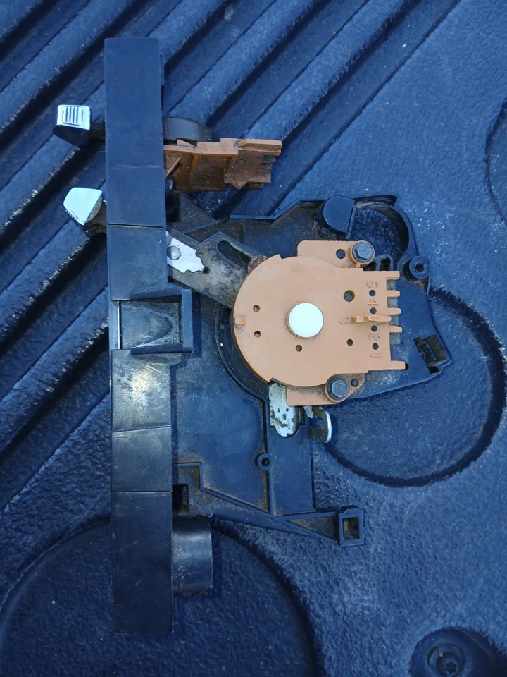 77 78 79 80 81 82 83 84 Chevy Caprice Calefacción Climatizador Control Foto 2 de 2