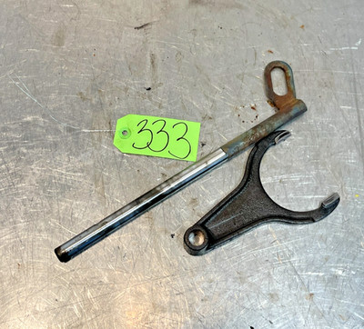 Kubota L245DT Tractor Differential Diff Lock Fork & Shaft