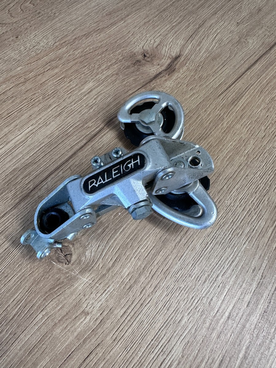 46177 - PATTE DE DERAILLEUR V BIKE compatible avec RALEIGH F500