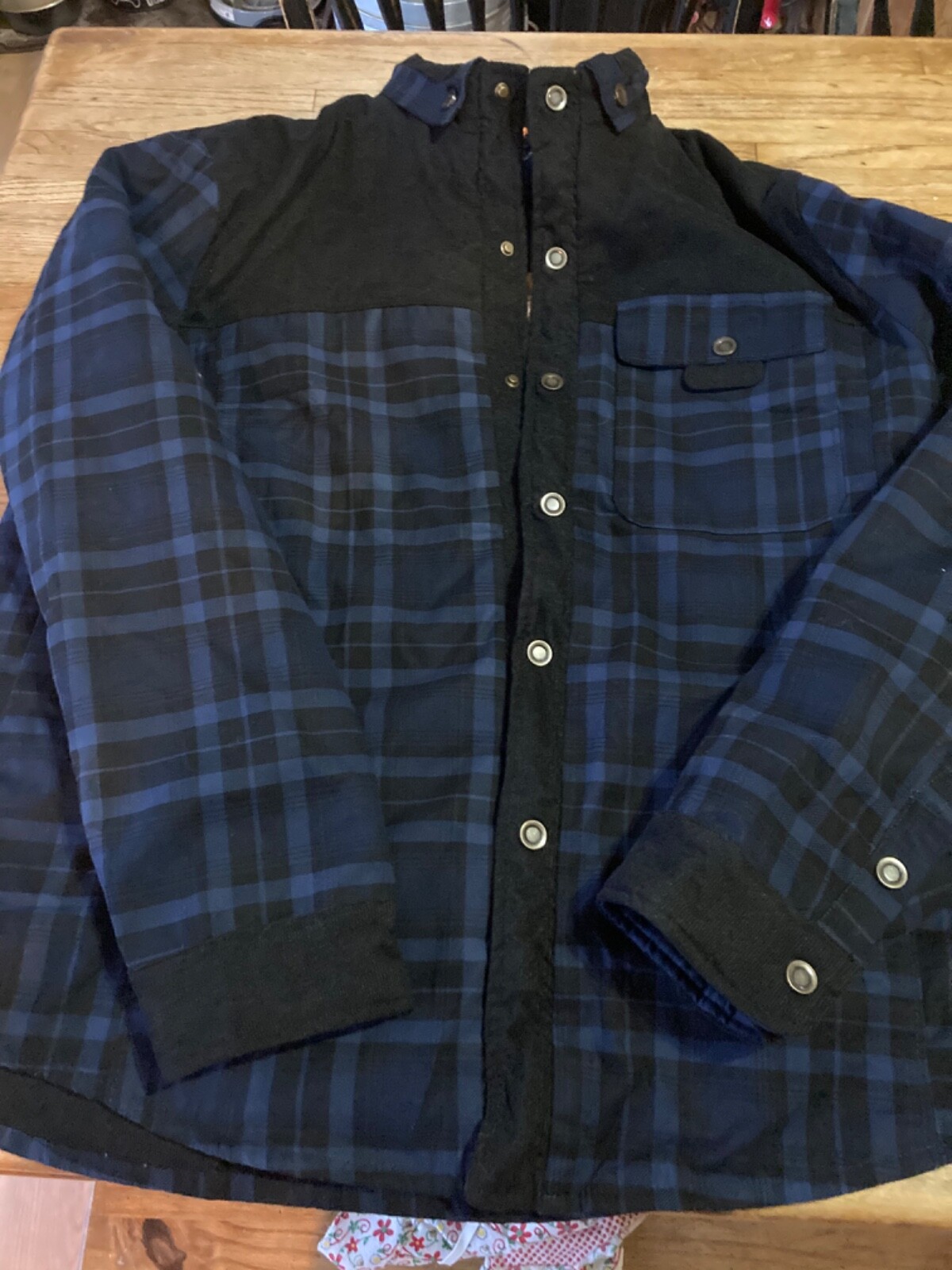 Fleece-lined blue flannel jacket with corduroy accents-image