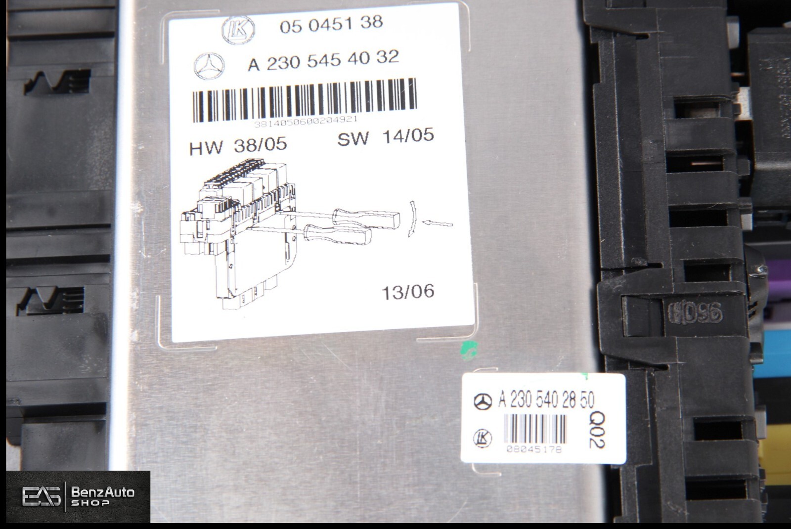 03-12 Mercedes R230 SL550 SL55 AMG Rear SAM Fuse Box Relay Module OEM
