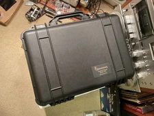 New BROWNING TRAVEL VAULT CASE #4415 Waterproof For Handguns Pelican With Foam