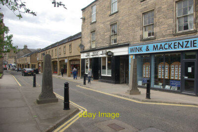 Photo 6x4 High Street Elgin The premises of Wink & Mackenzie look smart e c2011