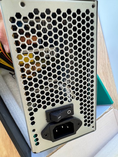 Coolmax ZX-500 500W 80 Plus ATX12V 2.2/EPS12V 2.91 Power Supply NVIDIA SLI Ready - Picture 8 of 9